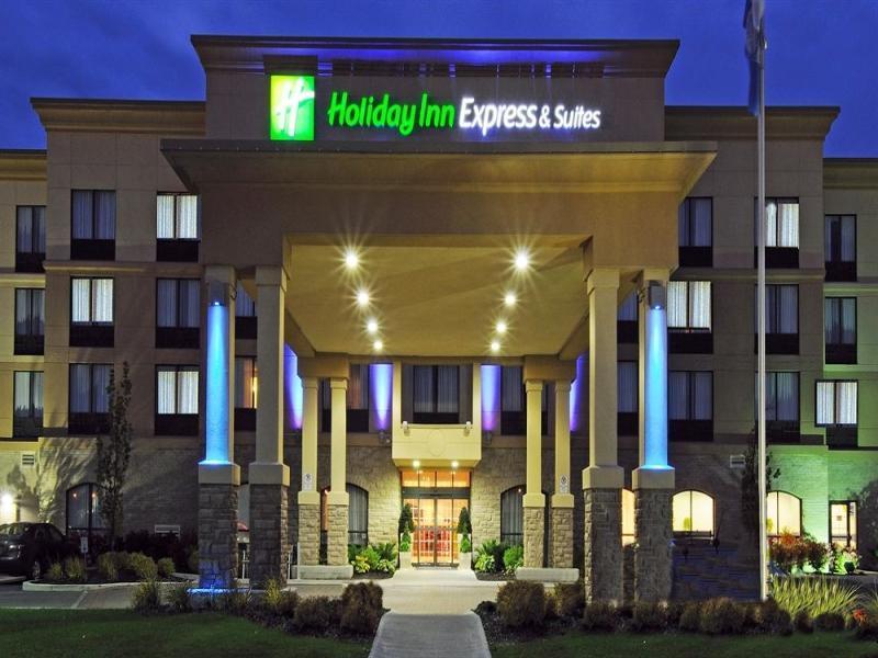 Holiday Inn Express & Suites - Belleville By Ihg Екстериор снимка